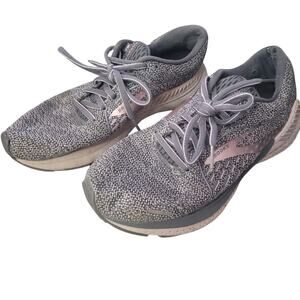 Brooks Athletic Shoes Women's size 8.5 Adrenaline Gray - READ
